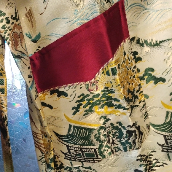 Vintage Japanese Smoking Jacket - Picture 5 of 17